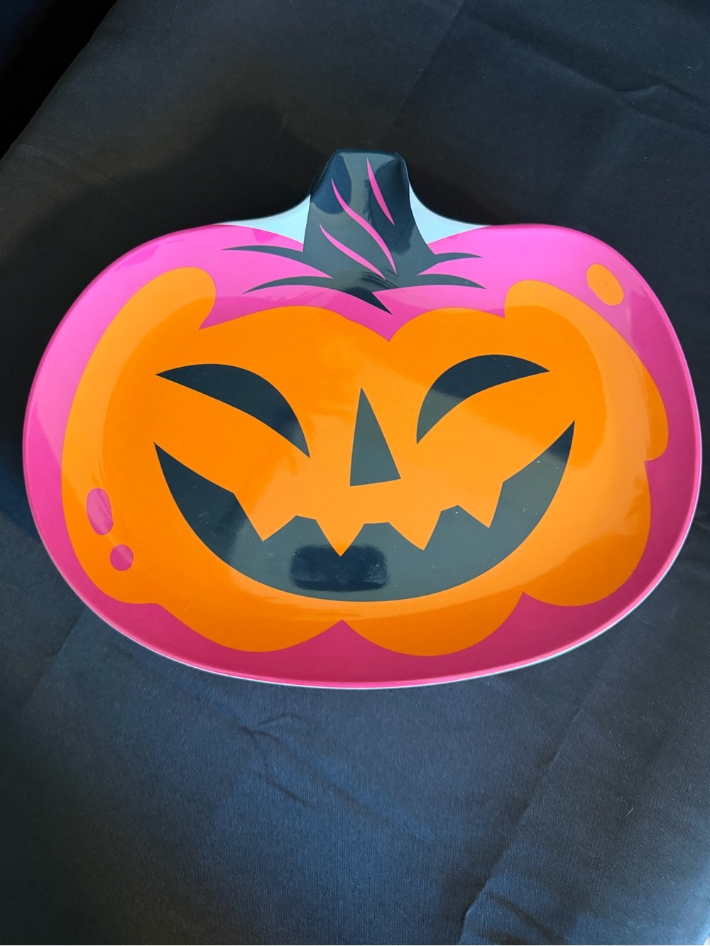 Halloween Pumpkin Melamine Party Plates - Jack-O'-Lantern. Set of 7. NEW - Picture 2 of 2
